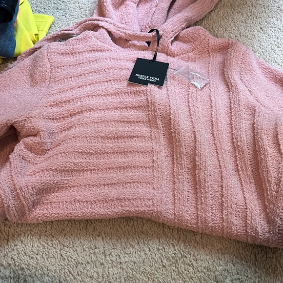 Vera wang hoodie - Picture 2 of 3